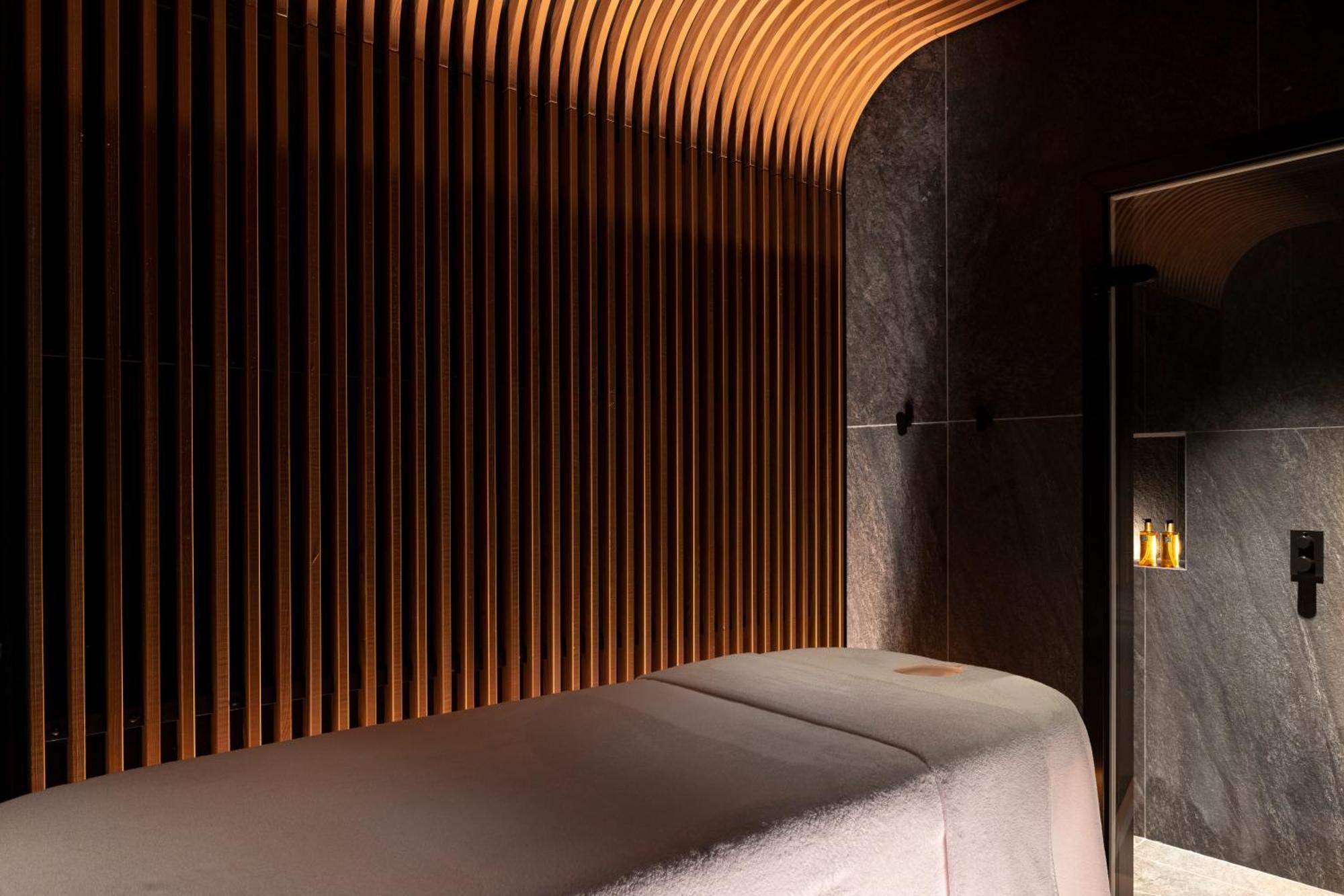 M Lodge & Spa Сен-Мартен-де-Бельвиль Экстерьер фото